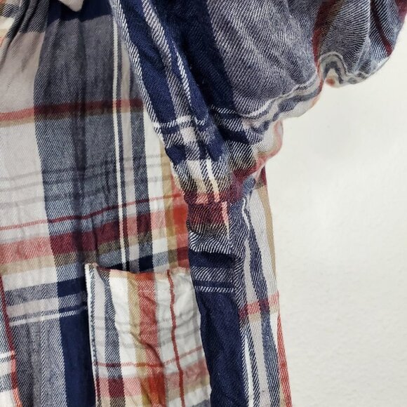 Knox Rose Plaid Flannel Blouse with button roll tabs and  crochet inlay, Size XL - Picture 5 of 13